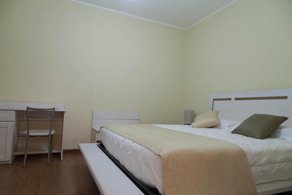 B&B Le Rose Del Tirreno Фалерна Екстериор снимка